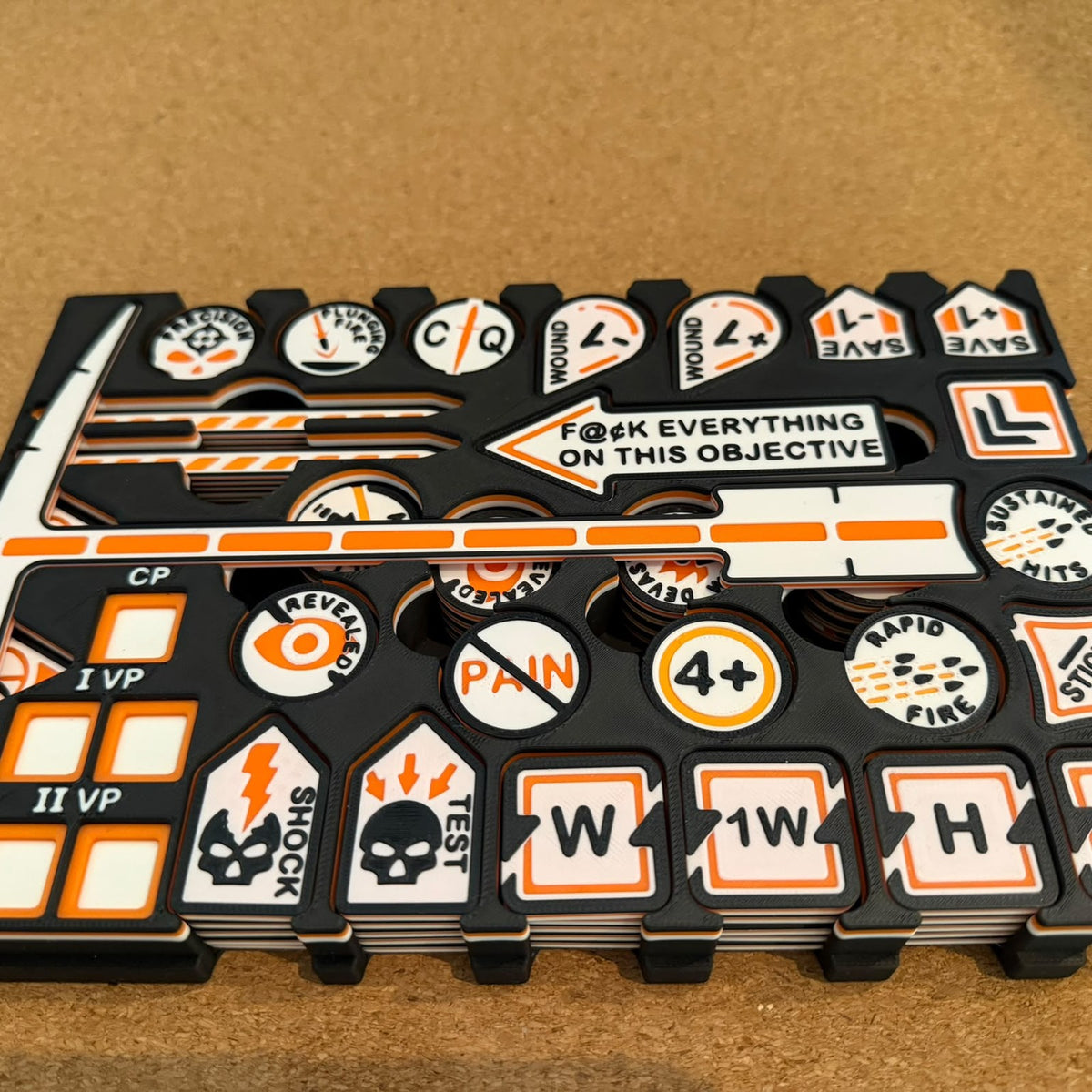 mw-382-box-loaded: CP and VP dice counters and token stacks in the travel box